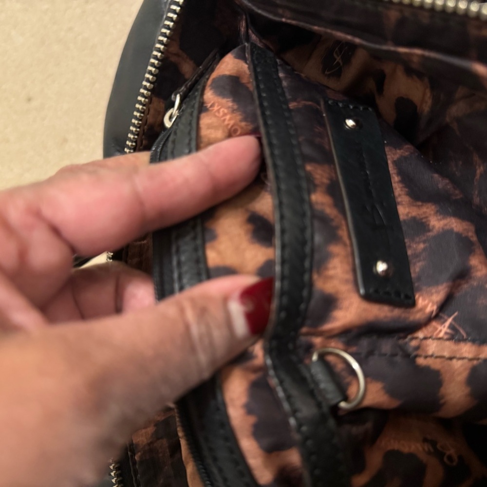 B. Makowsky Black leather and Leopard Shoulder Bag - Picture 10 of 11